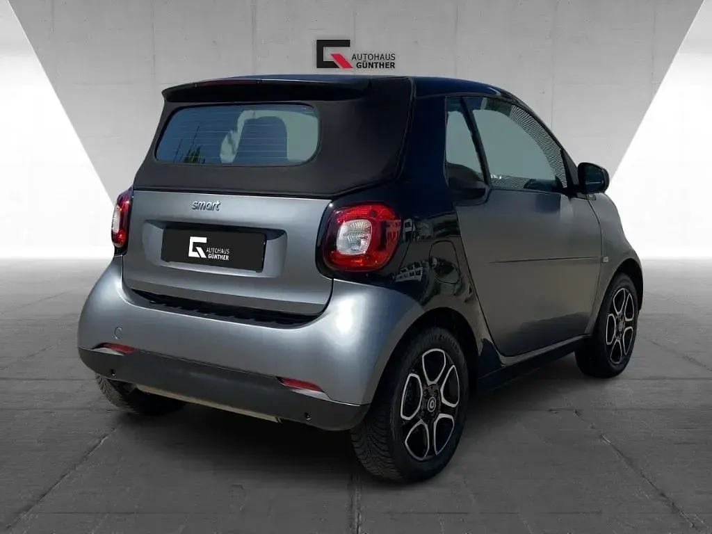 Gebraucht Smart ForTwo Cabrio Passion 71 PS (52 kW) 2019 Schwarz Cabrio