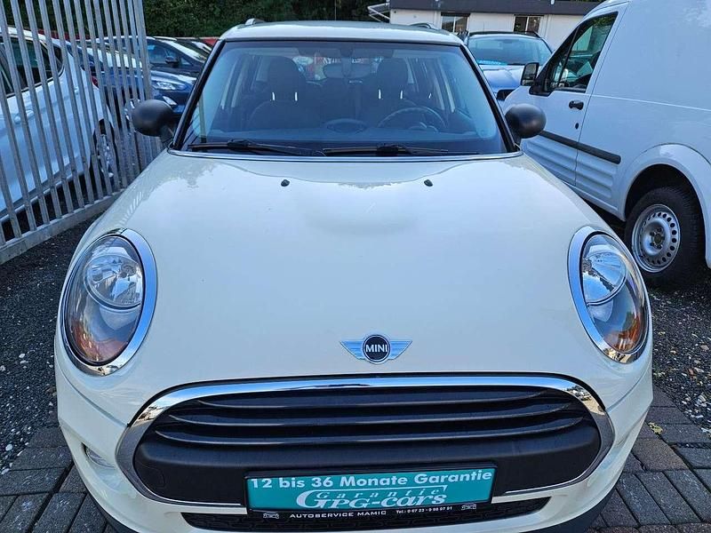 Gebraucht Mini ONE 75 PS (55 kW) 2015 Pepper white Kleinwagen