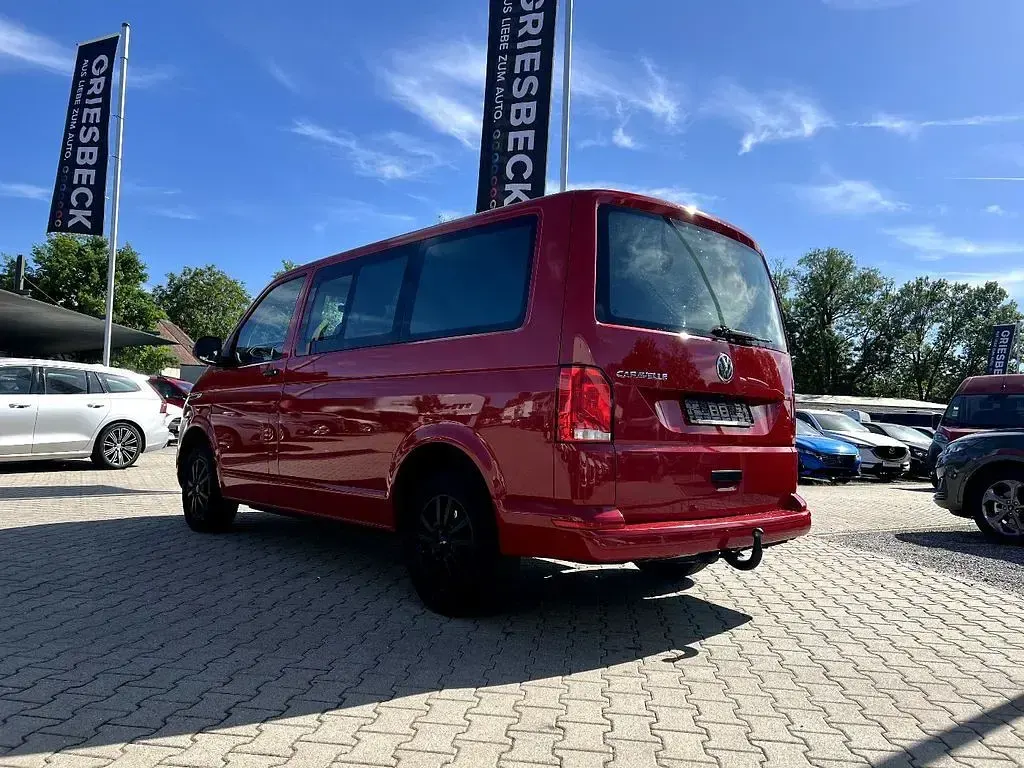 Usado VW Caravelle 150 CV (110 kW) 2021 Rojo Van