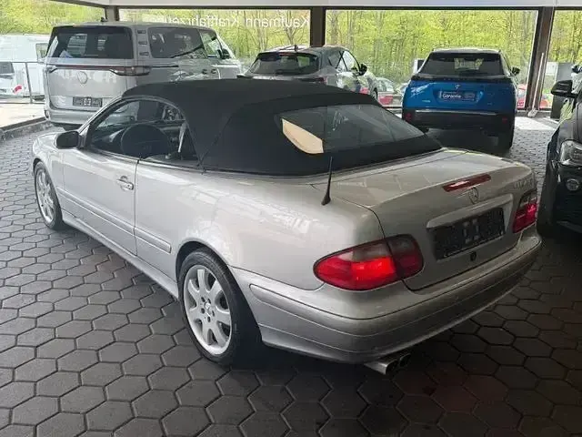 Gebraucht Mercedes CLK430 279 PS (205 kW) 2000 Silber Cabrio