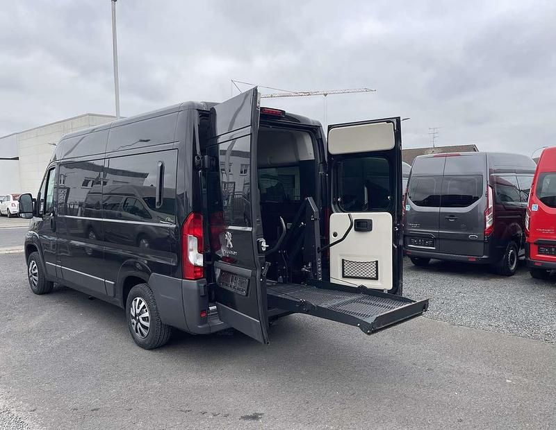 Gebraucht Peugeot Boxer 110 PS (80 kW) 2017 Schwarz Van