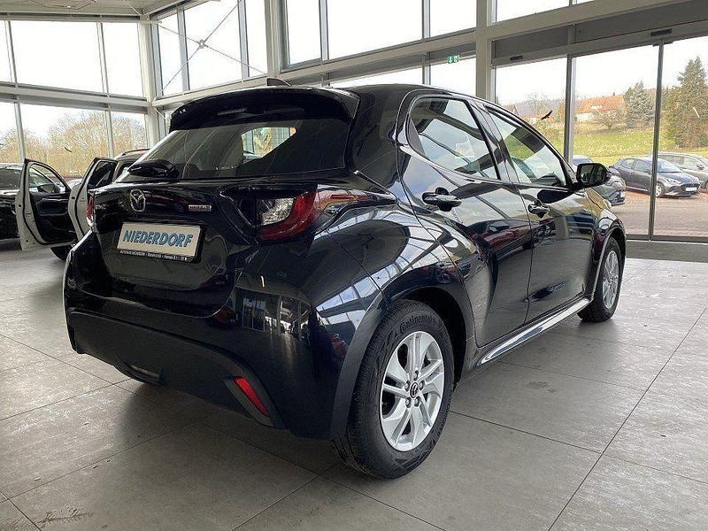 Gebraucht Mazda 2 Center-Line 116 PS (85 kW) 2025 Schwarz Limousine