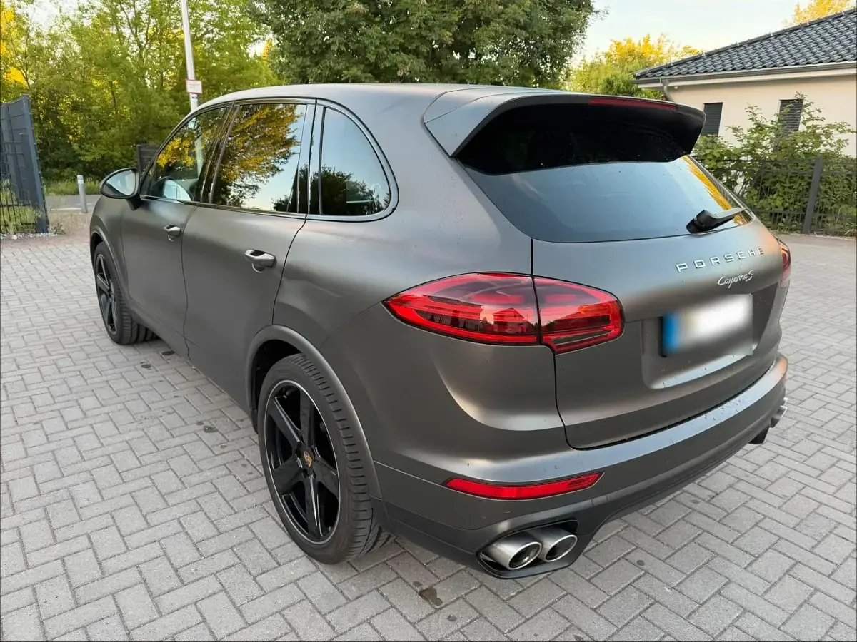 Gebraucht Porsche Cayenne 385 PS (283 kW) 2016 Schwarz SUV