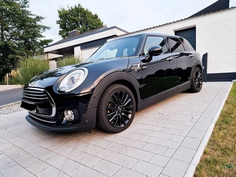 Schwarz Gebraucht 2016 Mini Cooper D Clubman Kombi | 16.000 € (Guter Preis) - Bild 1/4