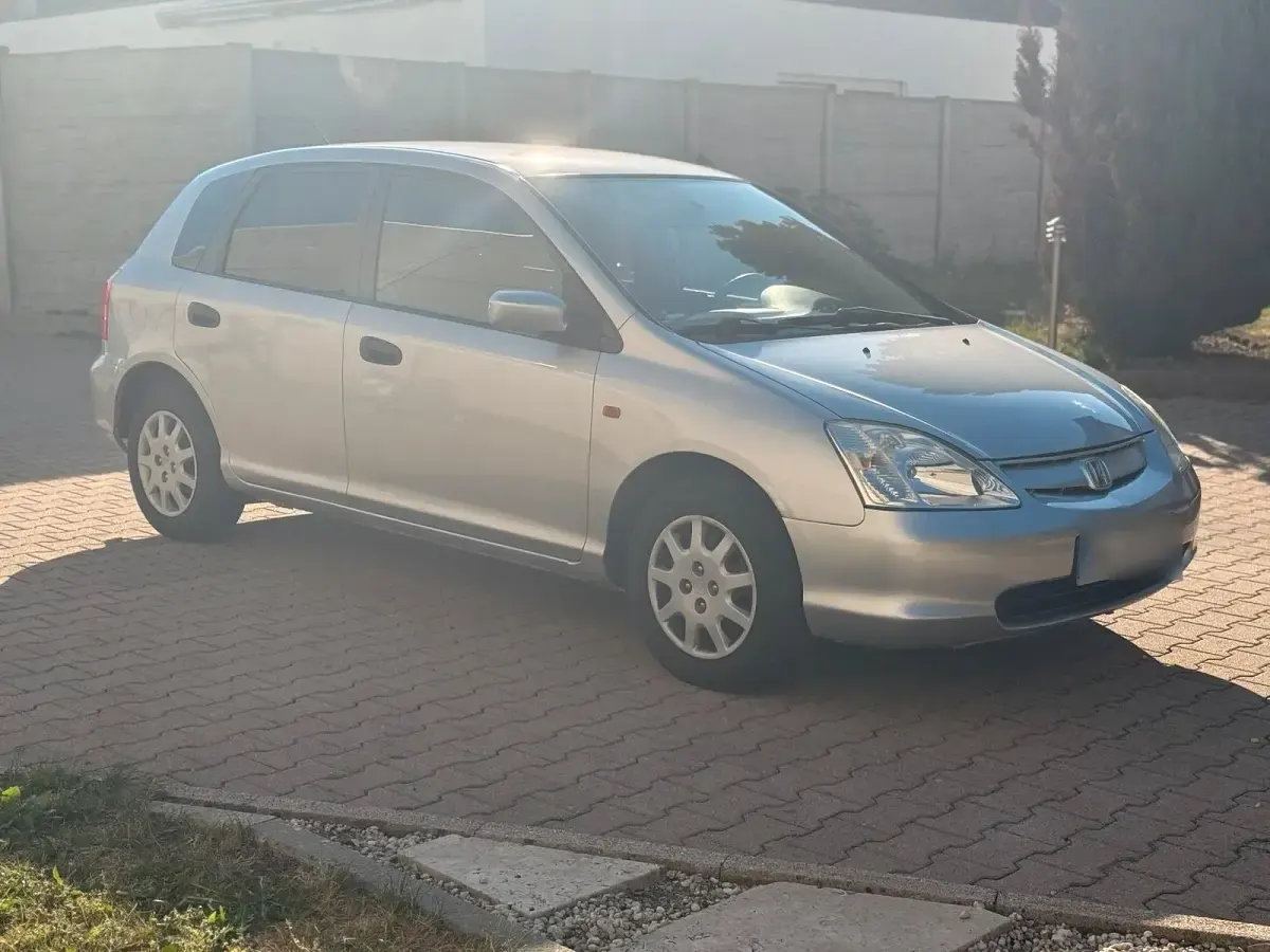 Gebraucht Honda Civic 90 PS (66 kW) 2001 Silber Limousine