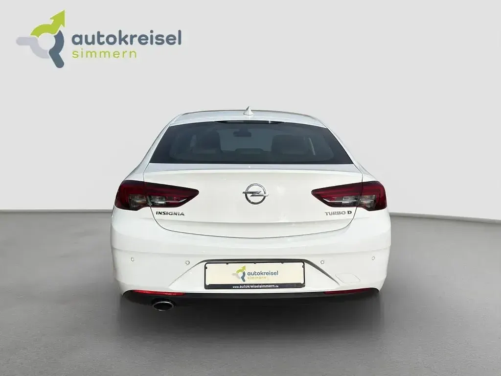 Gebraucht Opel Insignia Business Edition 170 PS (125 kW) 2017 Weiß Limousine