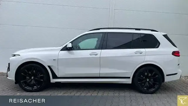 Gebraucht BMW X7 Efficient Dynamics 340 PS (250 kW) 2023 Alpinweiß uni SUV