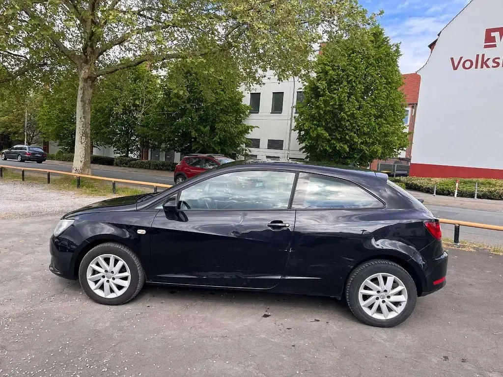 Gebraucht Seat Ibiza Style 69 PS (50 kW) 2012 "universo" schwarz Kleinwagen