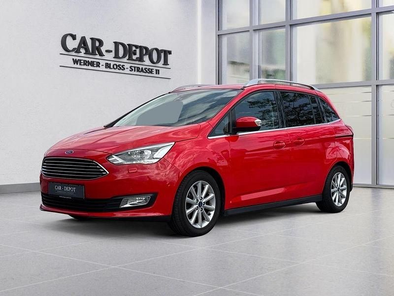 Rot Gebraucht 2018 Ford Grand C-Max Titanium Van / Kleinbus | 12.999 € (Guter Preis) - Bild 1/4