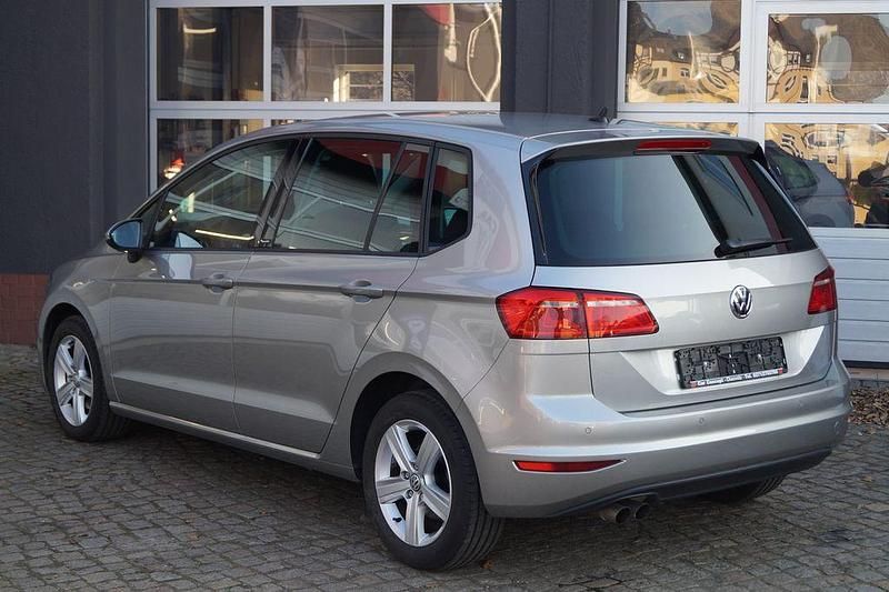 Gebraucht VW Golf Allstar 125 PS (91 kW) 2017 Silber Limousine