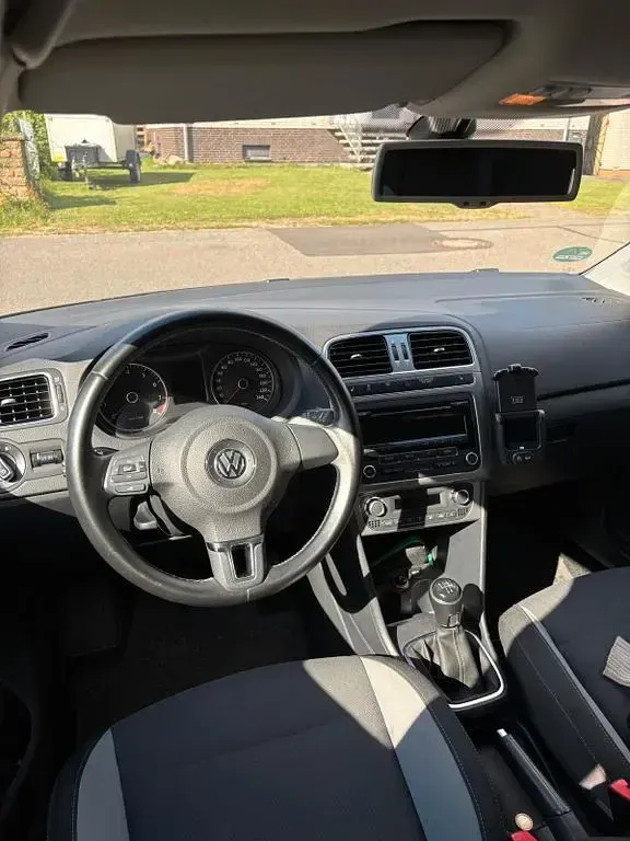 Gebraucht VW Polo Life 90 PS (66 kW) 2013 Braun Kleinwagen