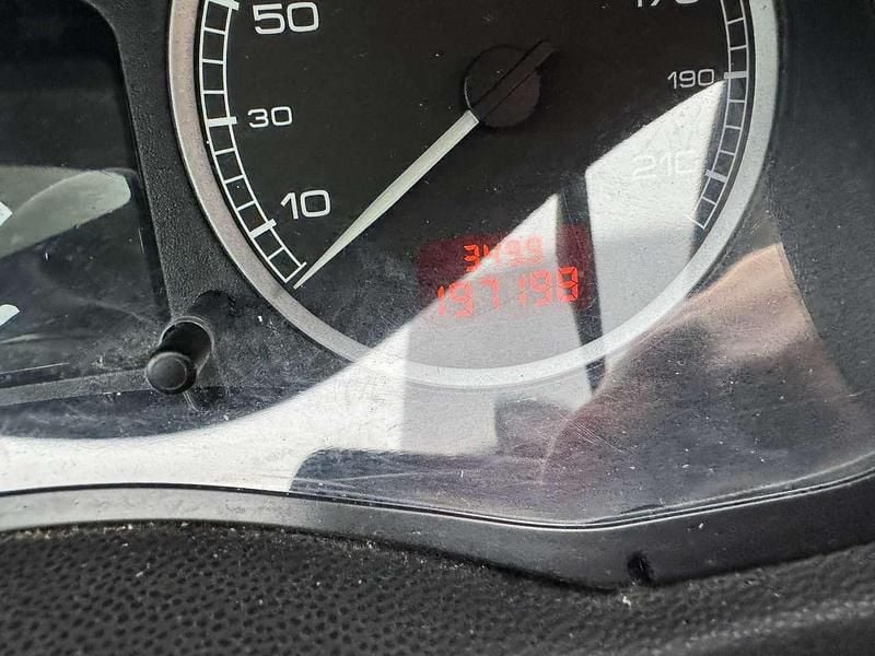 Gebraucht 2002 Peugeot 307 Limousine | 600 € (Superpreis) - Bild 1/4