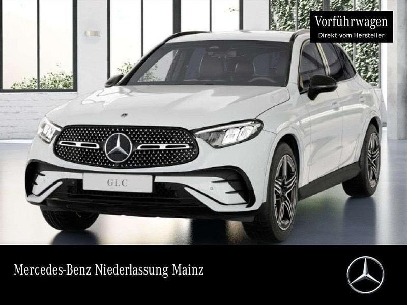 Weiß Gebraucht 2024 Mercedes GLC220 AMG SUV | 54.990 € (Superpreis) - Bild 1/3