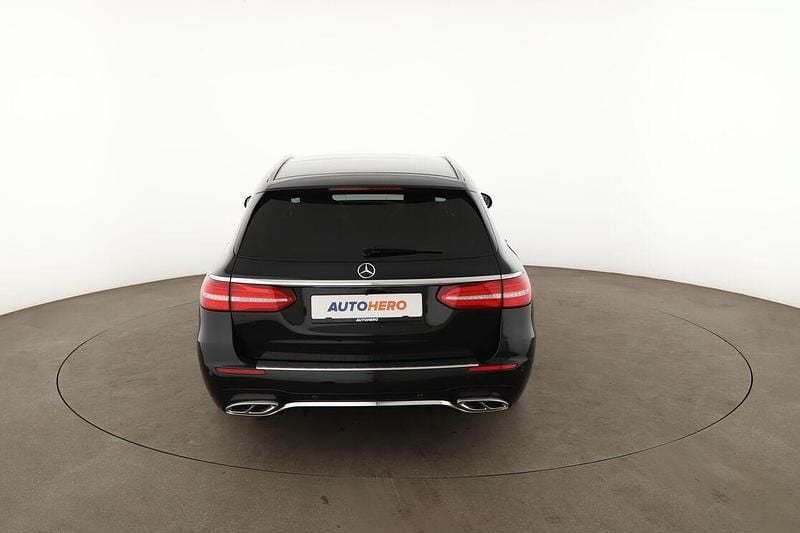 Gebraucht Mercedes E400 AMG line 340 PS (250 kW) 2018 Schwarz Kombi