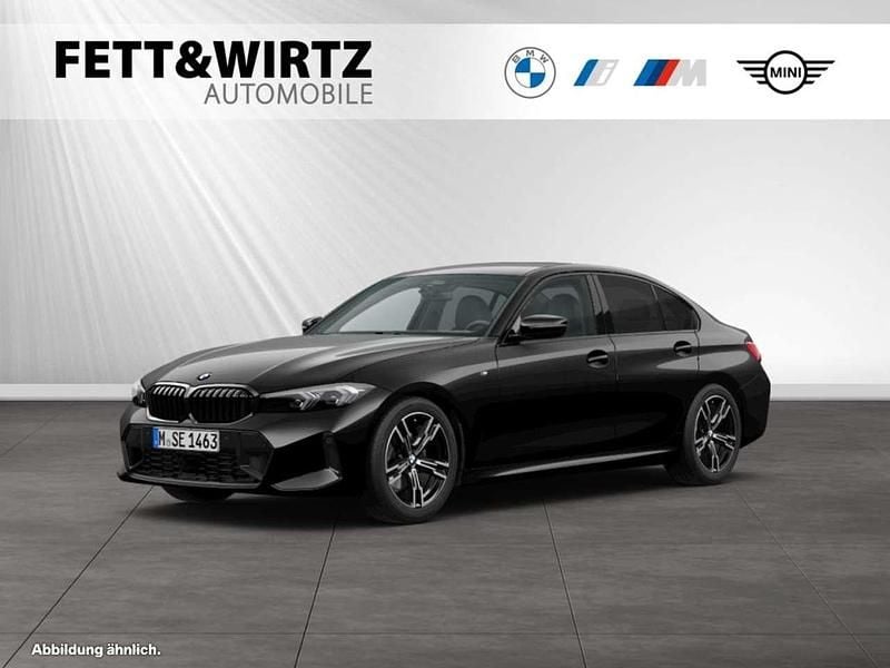 Saphirschwarz Gebraucht 2024 BMW 318 M Sport Limousine | 38.990 € (Fairer Preis) - Bild 1/2