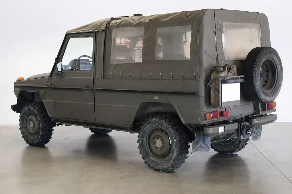 Gebraucht Mercedes G230 122 PS (89 kW) 1993 Grün SUV