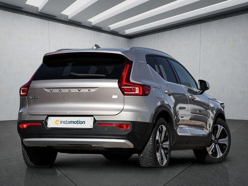 Gebraucht Volvo XC40 129 PS (94 kW) 2023 Beige SUV