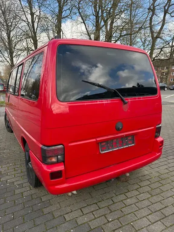 Gebraucht VW Multivan 102 PS (75 kW) 1999 Rot Van / Kleinbus