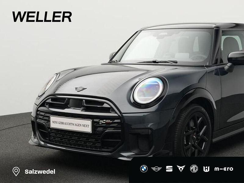 Grau Gebraucht 2024 Mini John Cooper Works Kleinwagen | 33.157 € (Fairer Preis) - Bild 1/4