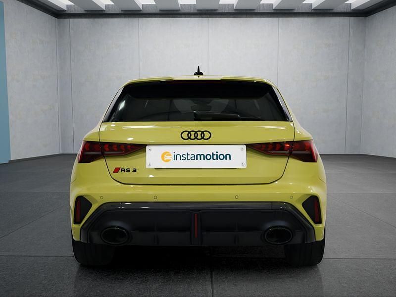 Gebraucht Audi RS3 400 PS (294 kW) 2024 Gelb Limousine