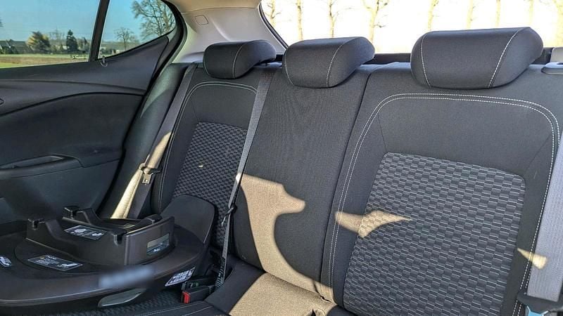 Second-hand Opel Astra 105 CP (77 kW) 2017 Albastru Berlinǎ