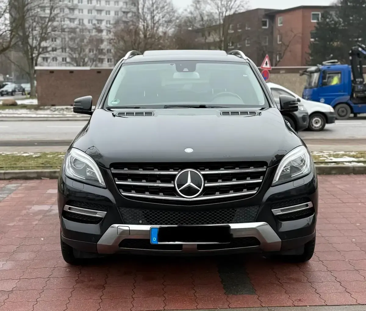 Gebraucht Mercedes ML350 AMG line 258 PS (189 kW) 2015 Schwarz SUV