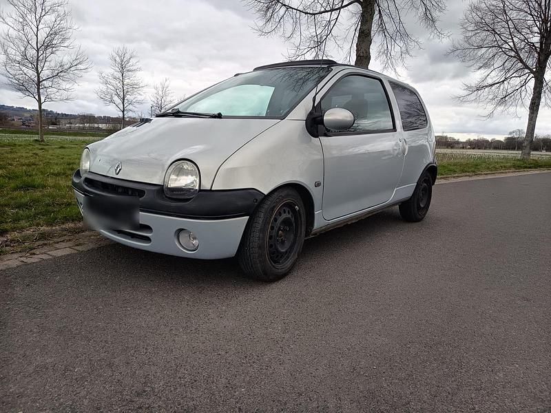 Gebraucht Renault Twingo 58 PS (42 kW) 2001 Silber Kleinwagen