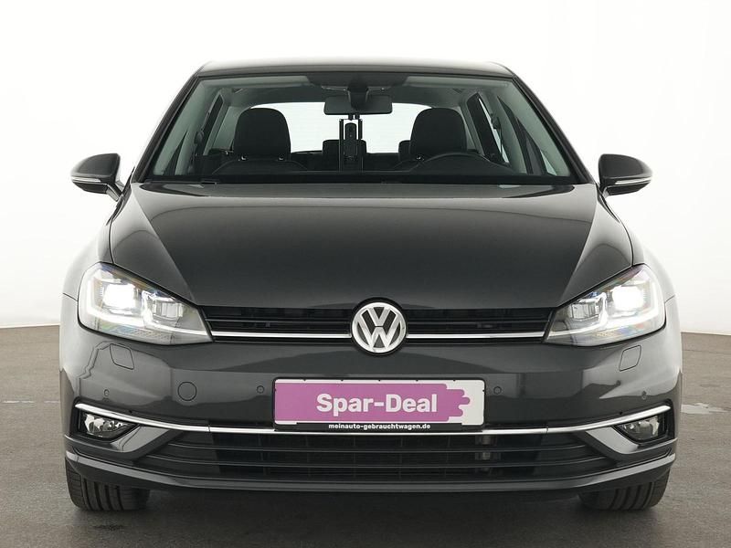 Gebraucht VW Golf VII Highline 150 PS (110 kW) 2019 Uranograu Limousine