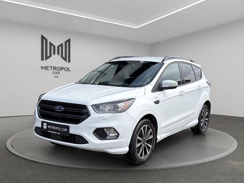 Gebraucht Ford Kuga ST-Line 150 PS (110 kW) 2016 Weiß SUV