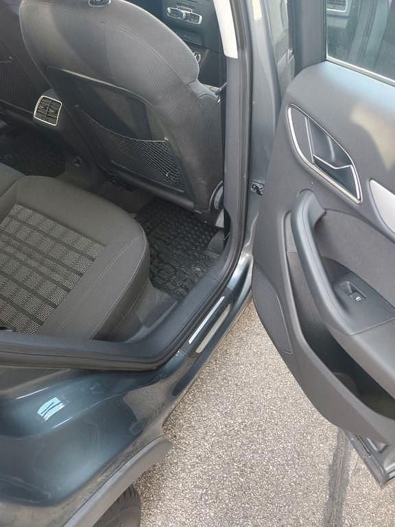 Gebraucht Audi Q3 Sport 140 PS (102 kW) 2012 Schwarz SUV