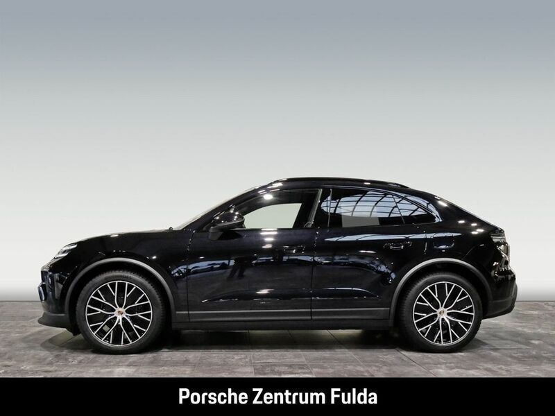 Gebraucht Porsche Macan 300 kW (408 PS) 2024 Tiefschwarzmetallic SUV