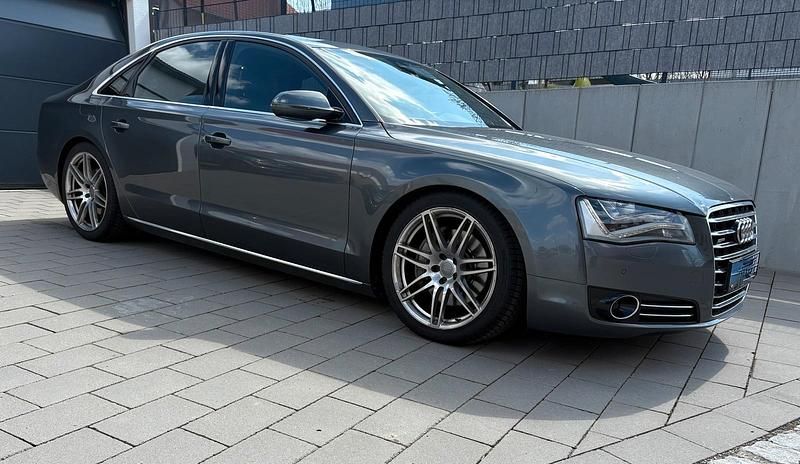 Usata Audi A8 250 CV (183 kW) 2012 Grigio Berlina