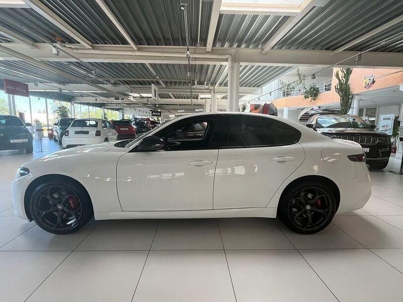 Neu Alfa Romeo Giulia 209 PS (153 kW) 2025 Weiß Limousine