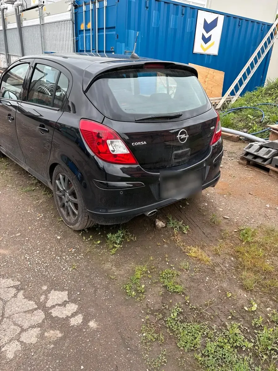 Gebraucht Opel Corsa 150 PS (110 kW) 2008 Schwarz Kleinwagen