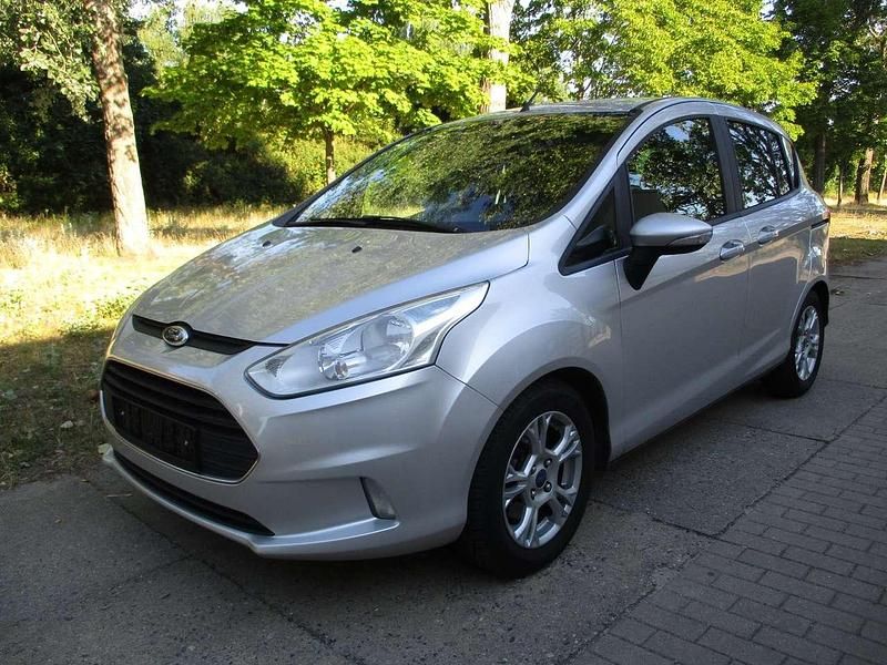 Gebraucht Ford B-MAX Titanium 101 PS (74 kW) 2018 Silber Van / Kleinbus