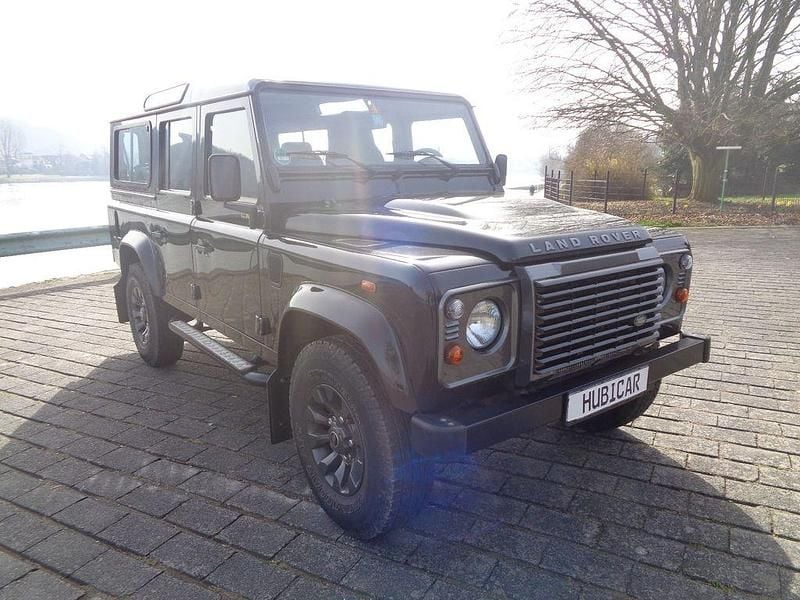 Gebraucht Land Rover Defender 122 PS (89 kW) 2013 Schwarz SUV