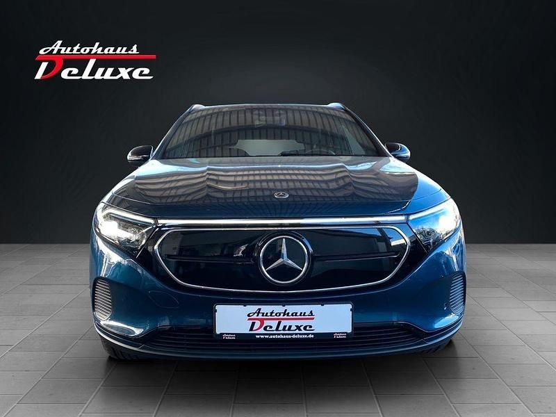 Gebraucht Mercedes EQA250 Progressive 139 kW (190 PS) 2022 Denimblau SUV