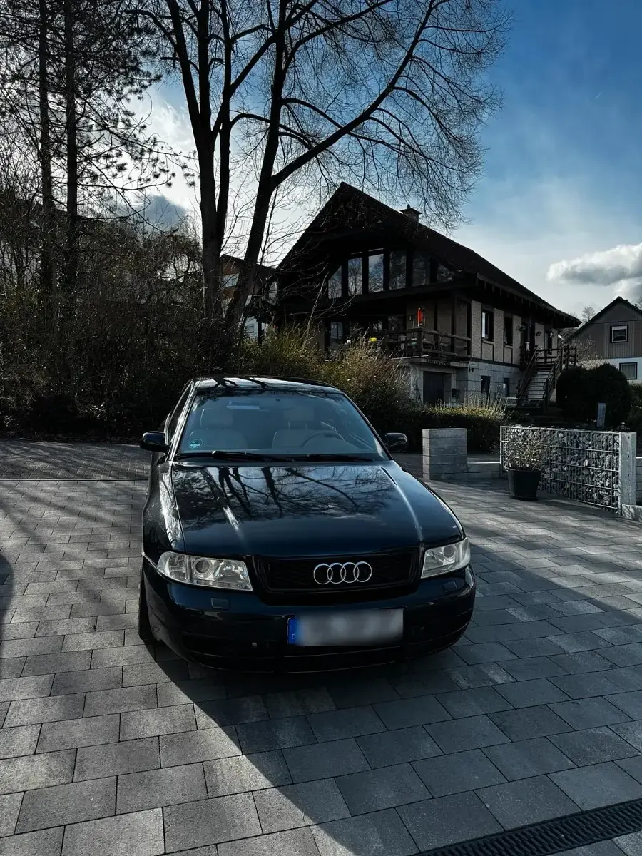 Gebraucht Audi A4 Performance 300 PS (220 kW) 2000 Schwarz Limousine