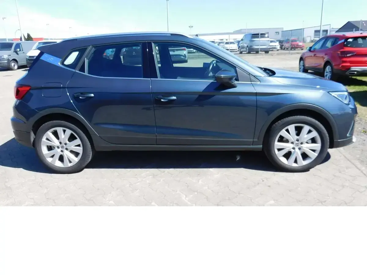 Gebraucht Seat Arona 110 PS (80 kW) 2023 Magnetictechgreymet (grau)grau SUV