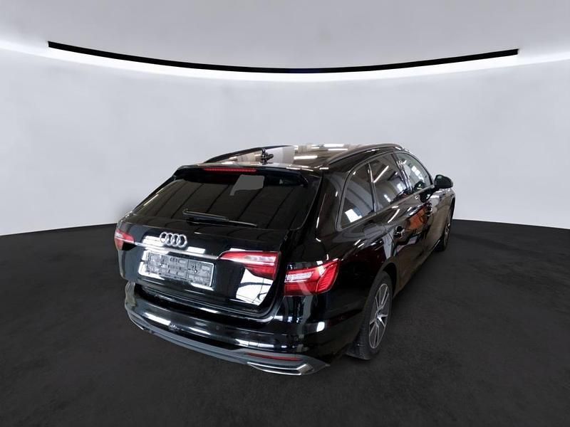 Occasion Audi A4 Basis 150 ch (110 kW) 2021 Noir Berline