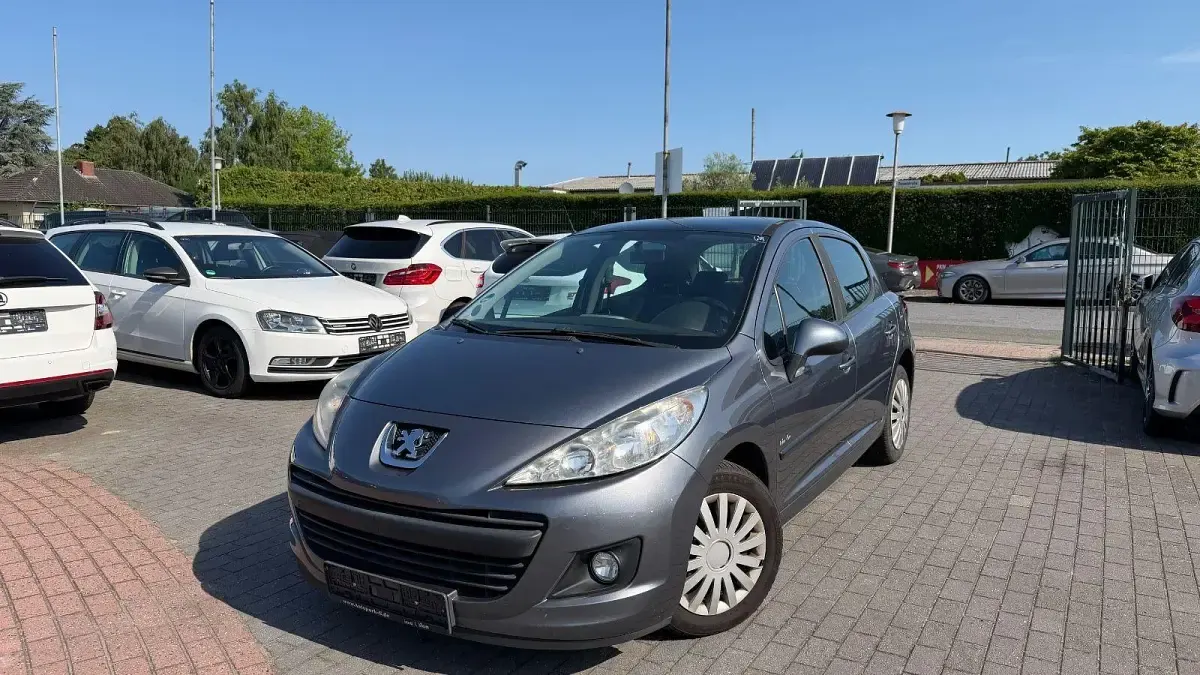 Gebraucht Peugeot 207 Urban Move 95 PS (69 kW) 2010 Grau Kombi