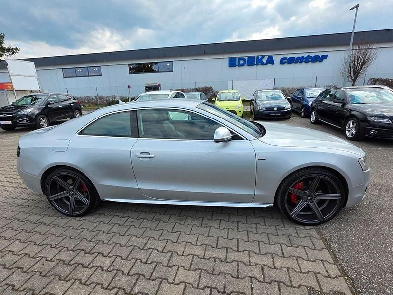Używany Audi Coupé Sport 265 KM (194 kW) 2008 Srebrny Coupe