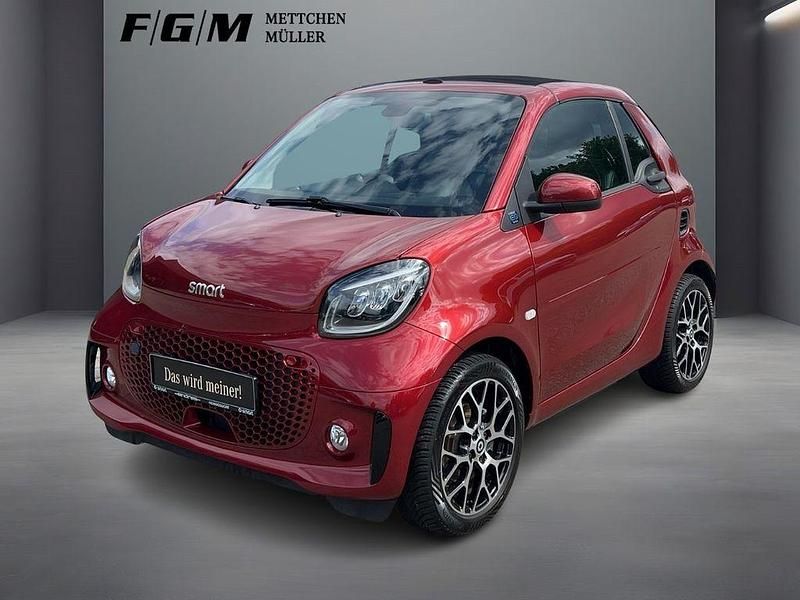Carmine red Gebraucht 2021 Smart ForTwo Electric Drive Exclusive Cabrio | 14.444 € (Fairer Preis) - Bild 1/4