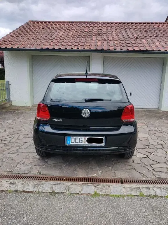 Gebraucht VW Polo Trendline 60 PS (44 kW) 2013 Schwarz Kleinwagen