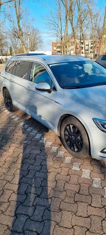 Gebraucht VW Passat 190 PS (139 kW) 2015 Braun Kombi