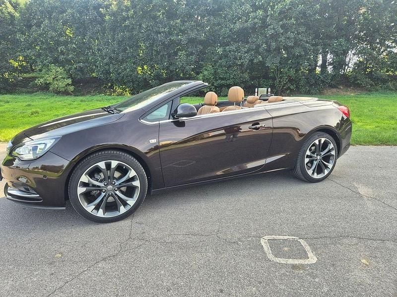 Gebraucht Opel Cascada Innovation 170 PS (125 kW) 2014 Braun Cabrio