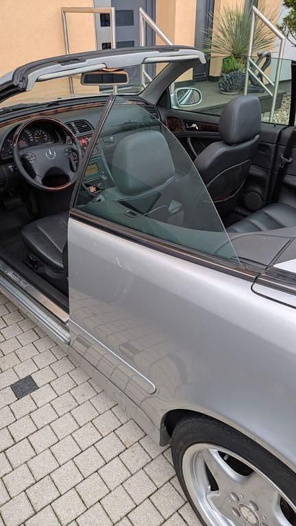 Gebraucht Mercedes CLK320 Elegance 218 PS (160 kW) 2002 Silber Cabrio