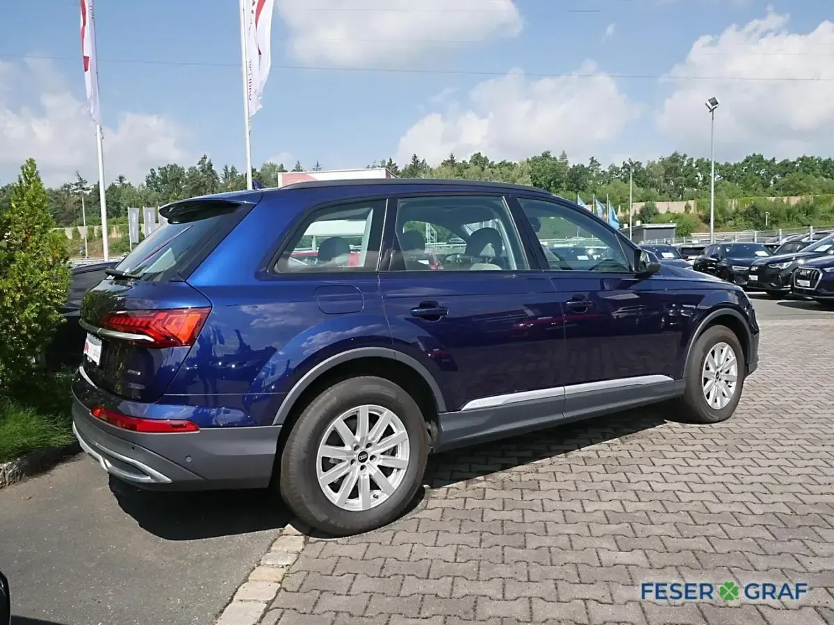 Gebraucht Audi Q7 Comfort 231 PS (169 kW) 2021 Navarrablau metallic SUV