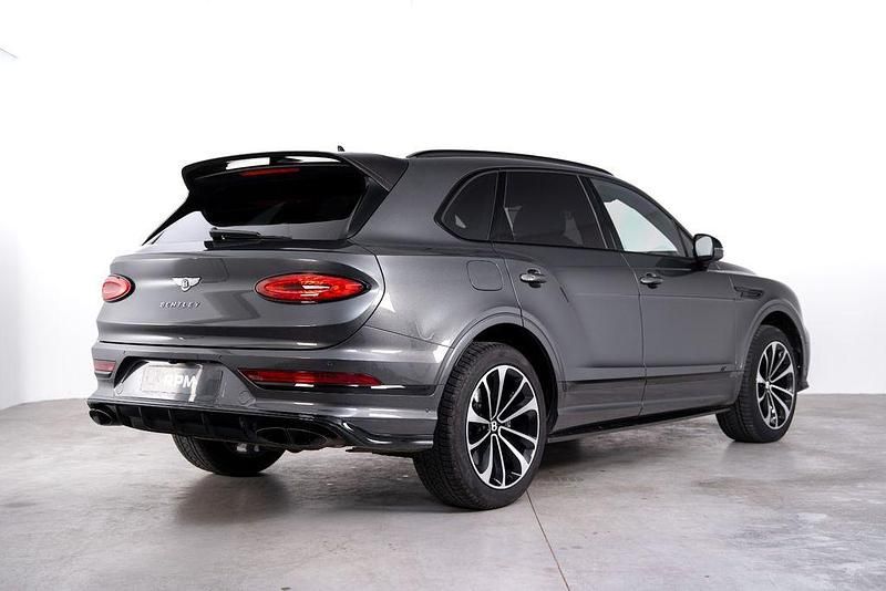 Gebraucht Bentley Bentayga 551 PS (405 kW) 2024 Grau SUV