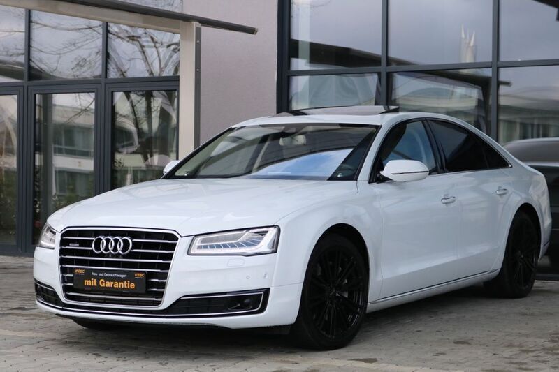 Weiß Gebraucht 2016 Audi A8 Sport Limousine | 33.490 € (Fairer Preis) - Bild 1/4